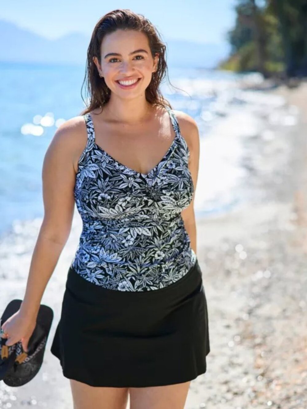 L.L.Bean Shaping Swim Skirt Navy 20W Plus UPF 50+ Built-In Brief